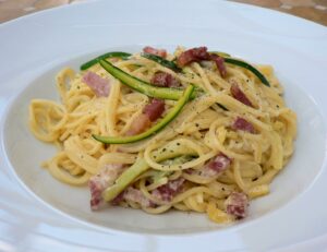 Creamy Zucchini and Bacon Pasta Recipe