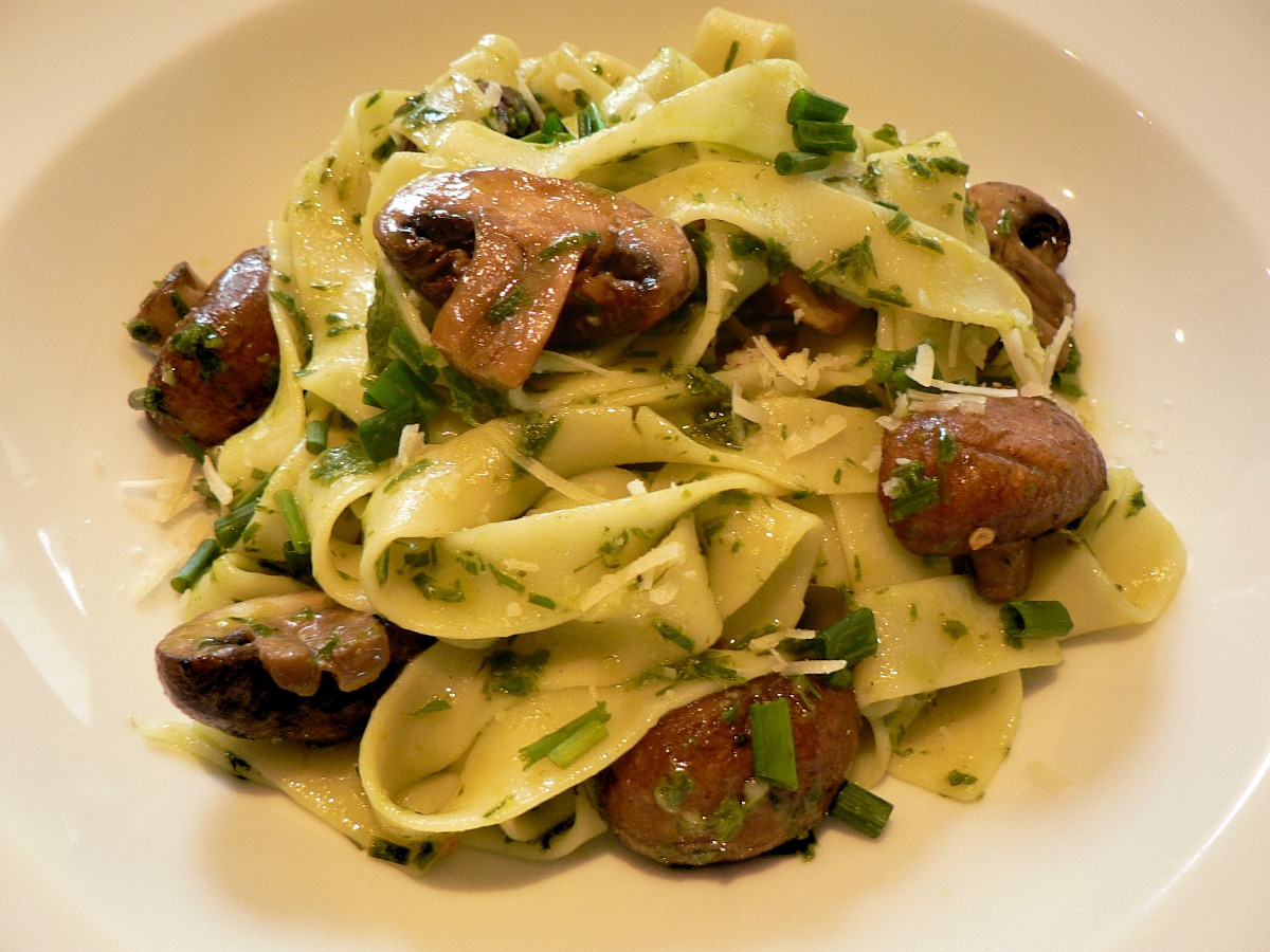 Tagliatelle with Roasted Mushrooms and Chive Pesto