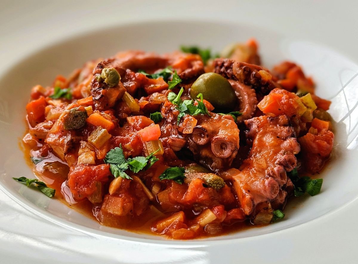 Polpo (Octopus) alla Luciana