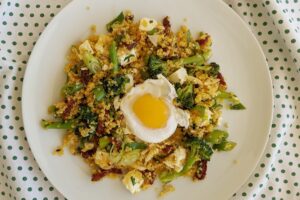 Roasted Broccoli Quinoa Salad Recipe
